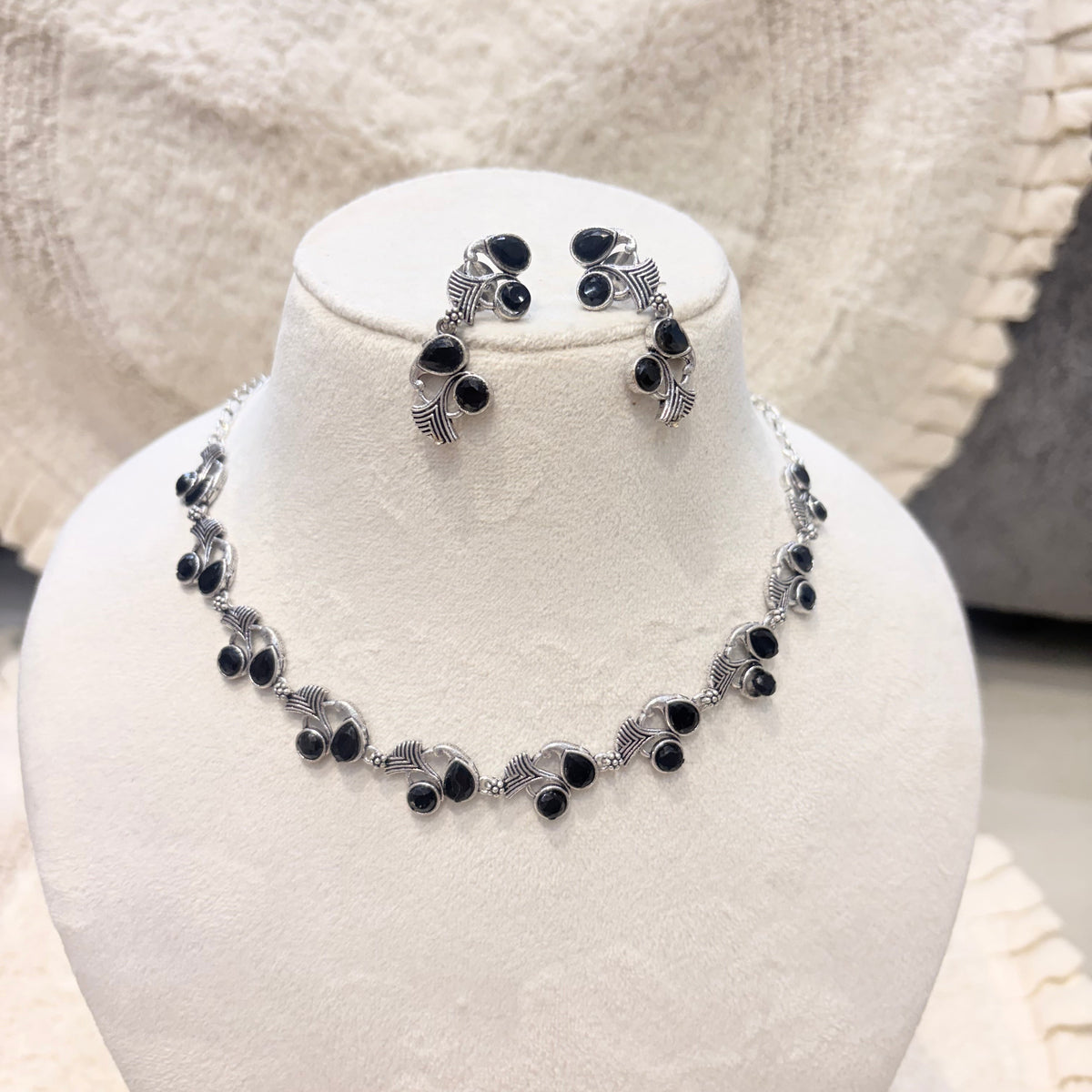 Oxidized Silver Black Stone Necklace Set