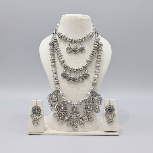 Oxidised Silver Shell Motif Statement Necklace Set