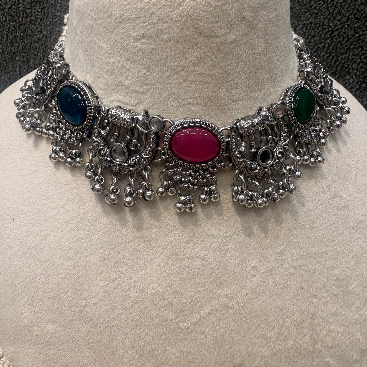 Oxidized Silver Multicolor Stone Choker Set