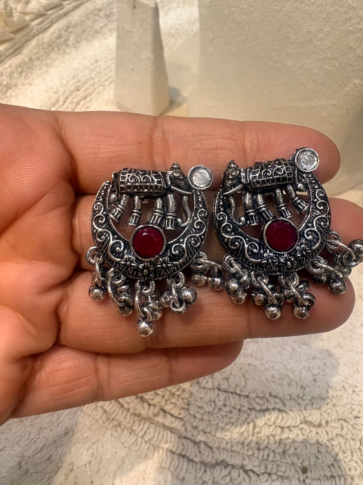 Oxidized Silver Elephant Motif Choker Set
