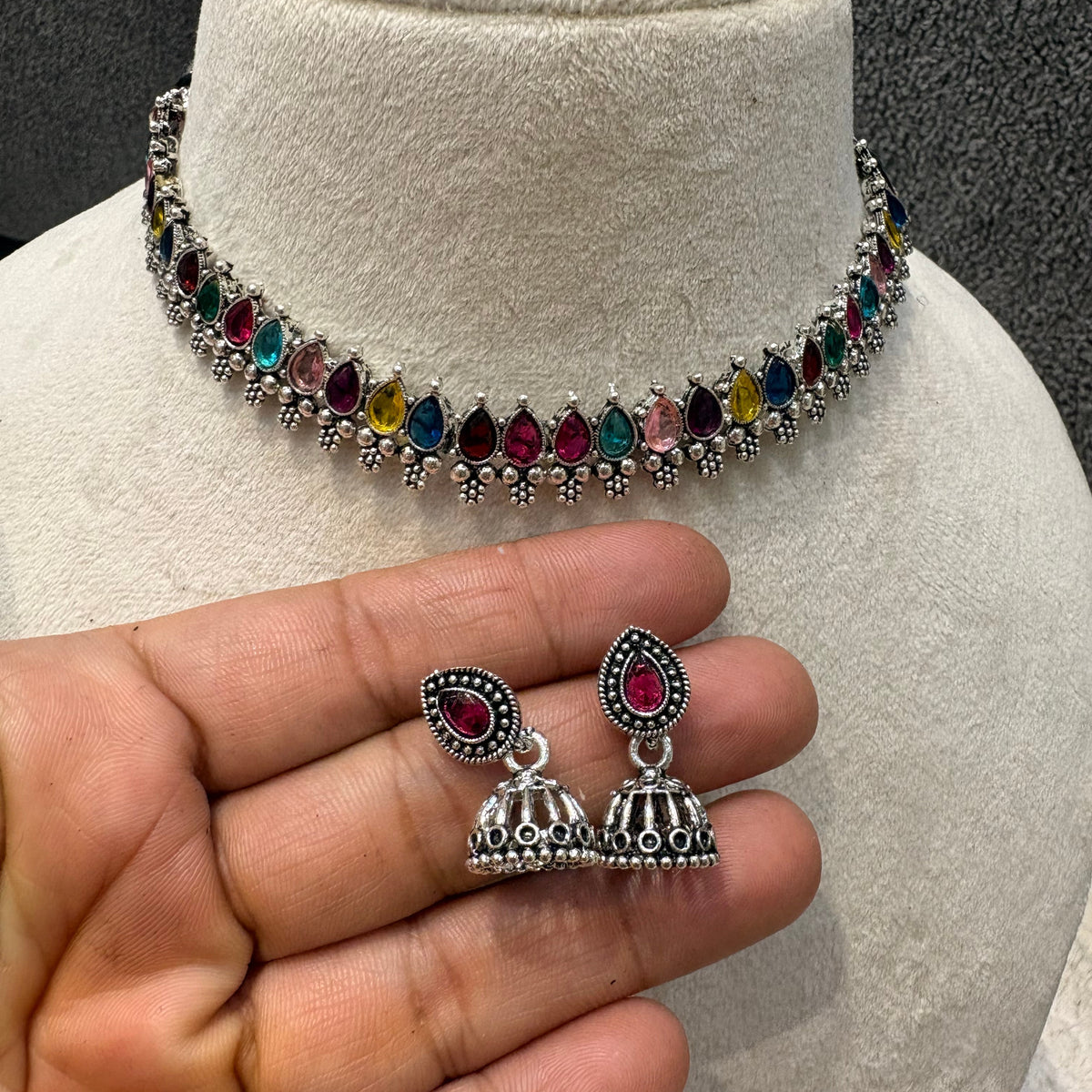 Oxidized Silver Multicolor Teardrop Choker Necklace