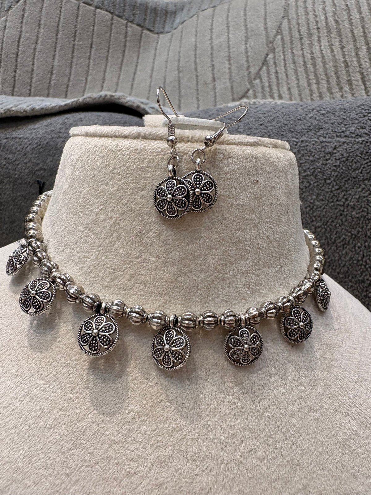 Oxidized Silver Floral Charm Necklace Set